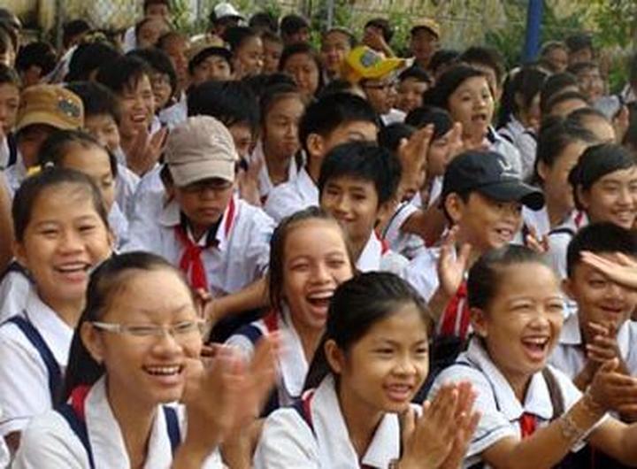 Gỗ và Video: Kết nối nghệ thuật truyền thống với công nghệ hiện đại